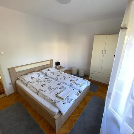 Apartmán Zdenka Pobri *